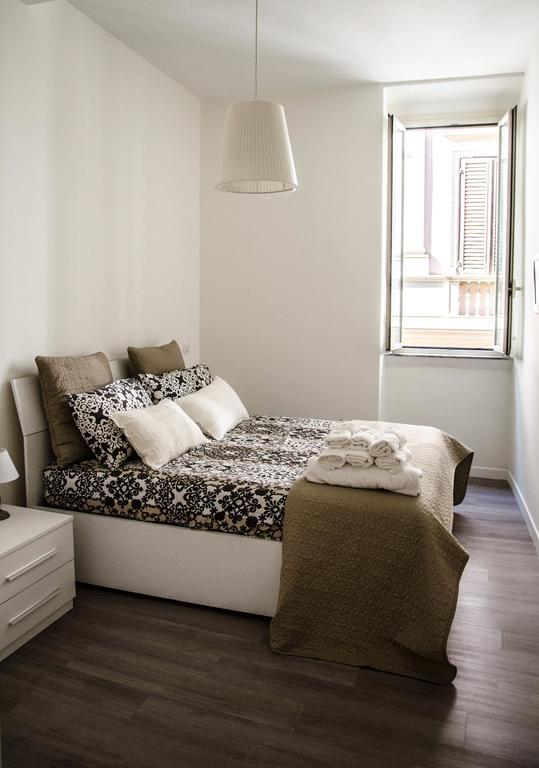 Madonna Dei Monti Apartment Рим Екстериор снимка