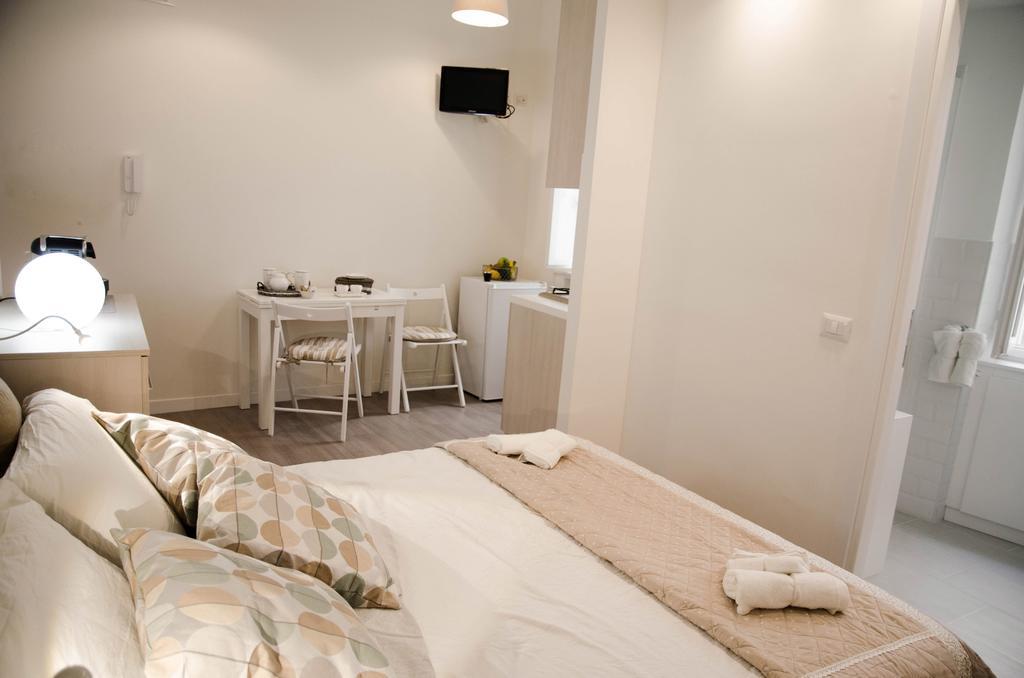 Madonna Dei Monti Apartment Рим Екстериор снимка